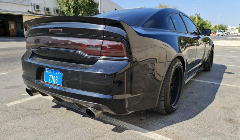 Dodge Charger SRT8 SUPERCHARGED full