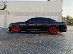 Dodge Charger SRT8 full