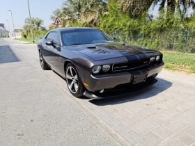 2013 Dodge Challenger SRT8 Manual