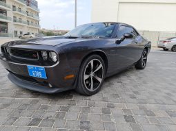 Grey Dodge Challenger RT full