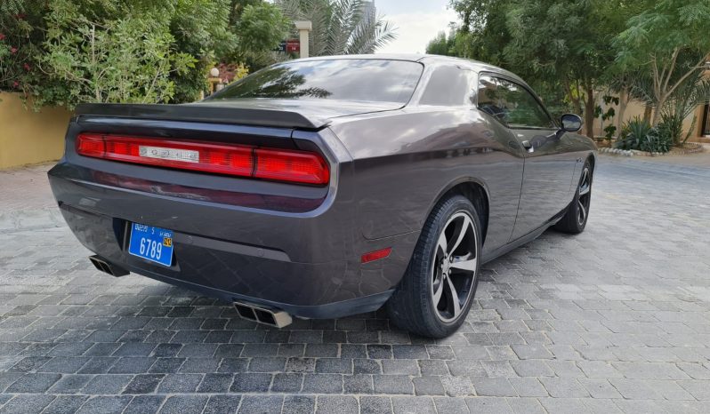 Grey Dodge Challenger RT full