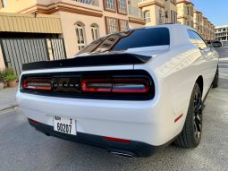 2016 Dodge Challenger SXT full