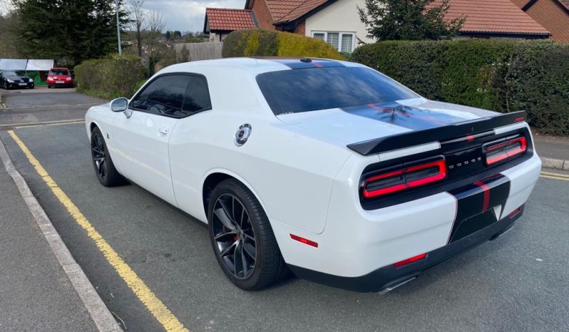 Dodge Challenger SRT Scat Pack full