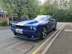 Dodge Challenger SRT 392 HEMI Manual full