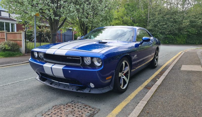 Dodge Challenger SRT 392 HEMI Manual full