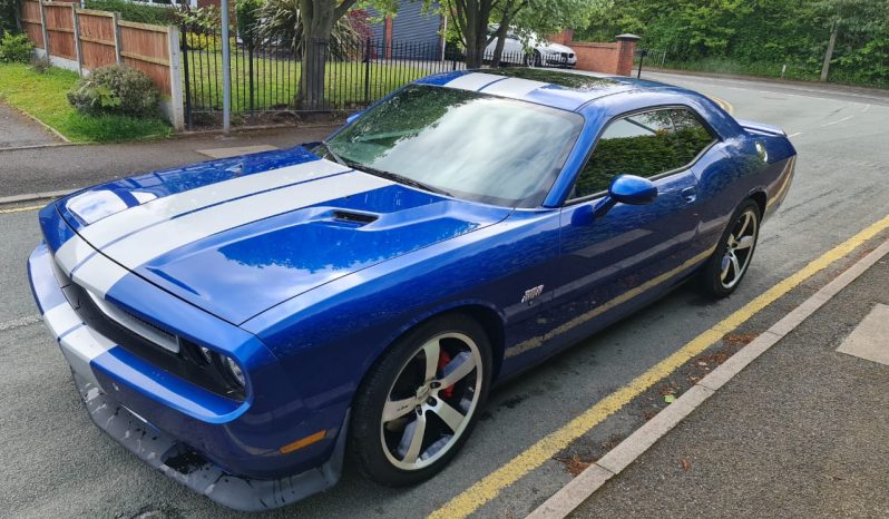 Dodge Challenger SRT 392 HEMI Manual full