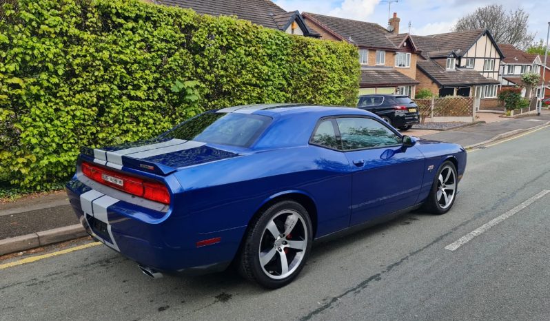 Dodge Challenger SRT 392 HEMI Manual full