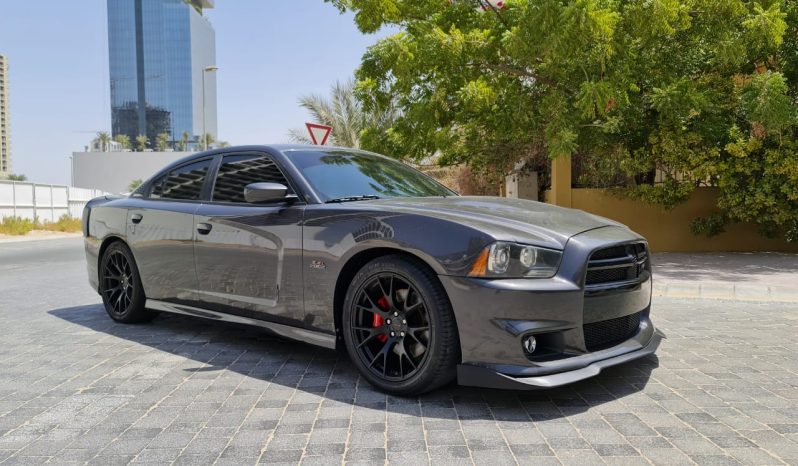 Dodge Charger SRT8 392 HEMI full