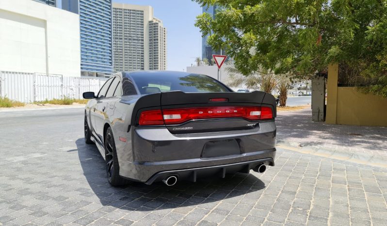 Dodge Charger SRT8 392 HEMI full