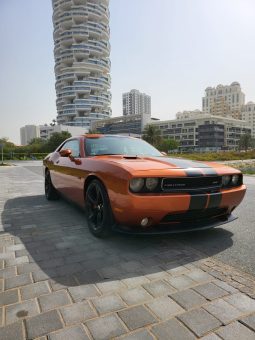 Dodge Challenger SRT8 full