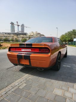 Dodge Challenger SRT8 full