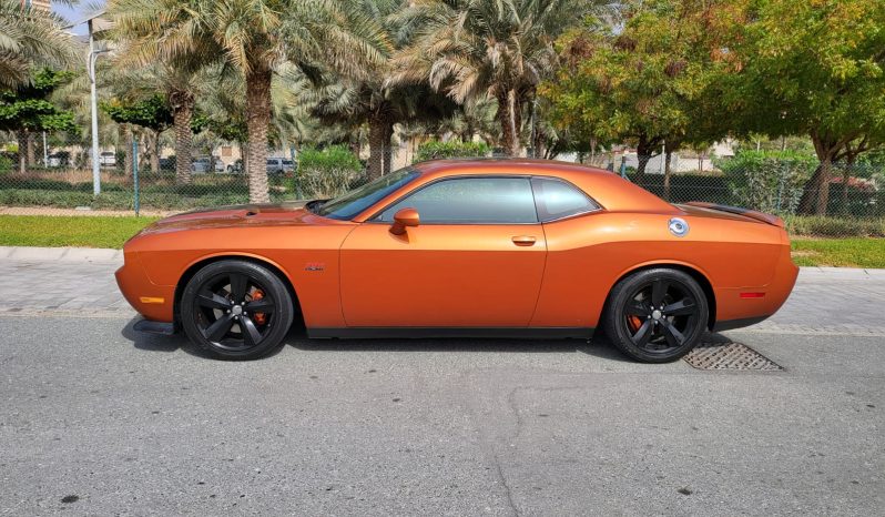 Dodge Challenger SRT8 full