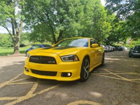 Dodge Charger SRT8 SUPER BEE