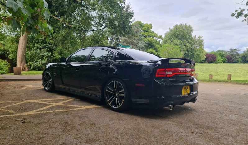 Dodge Charger Superbee SRT8 full